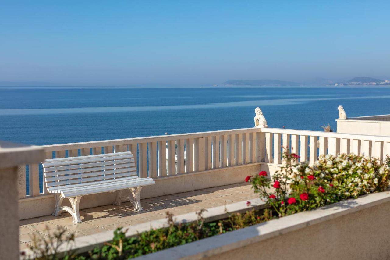 Apartments Antonio - Podstrana, Split Экстерьер фото