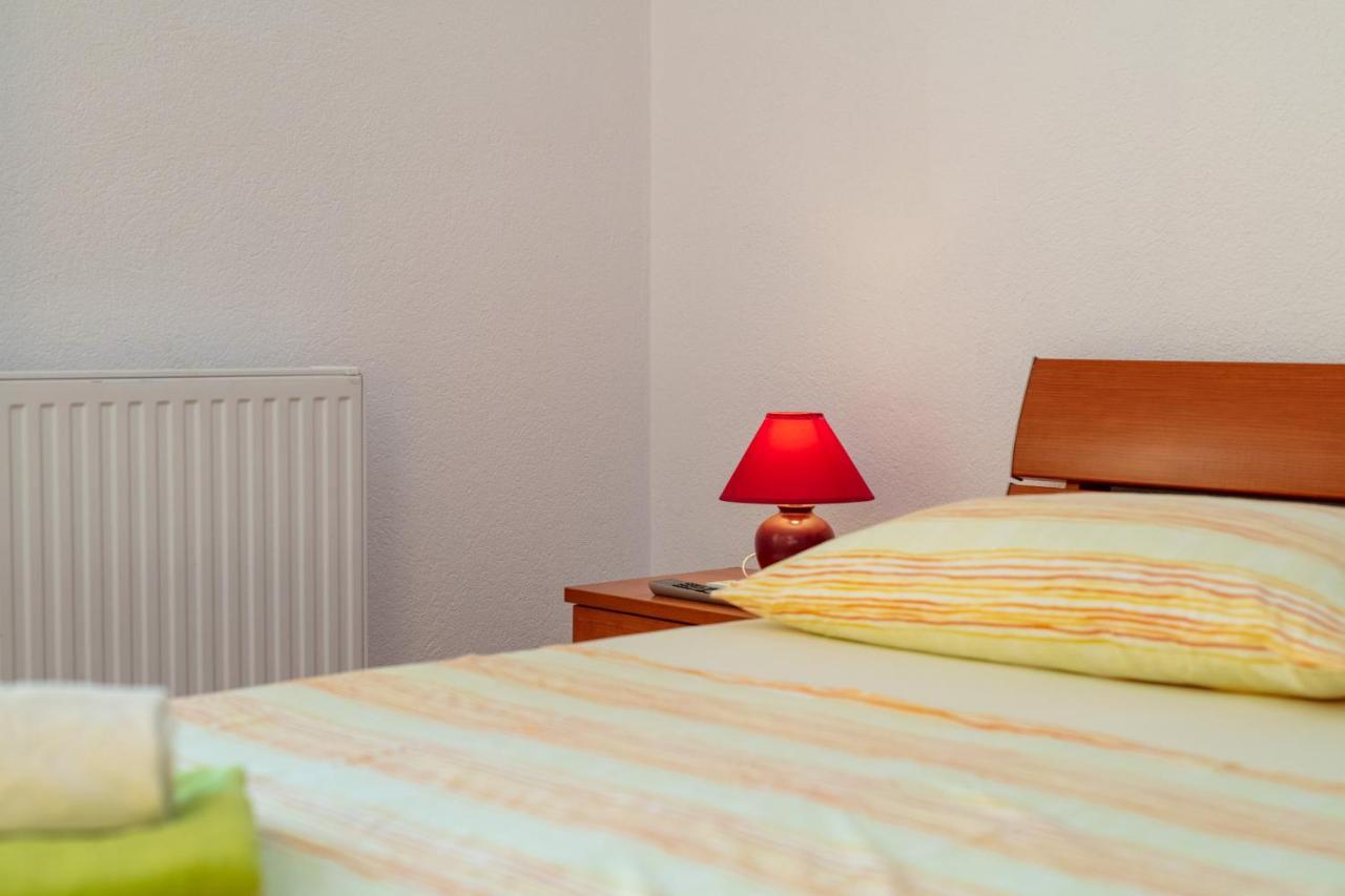 Apartments Antonio - Podstrana, Split Экстерьер фото
